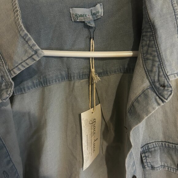 Grace & Lace Light Blue Denim Button-Up Shirt (Medium, NWT) - Picture 3 of 3